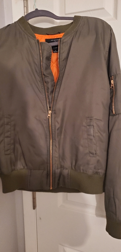 Bomber jacket